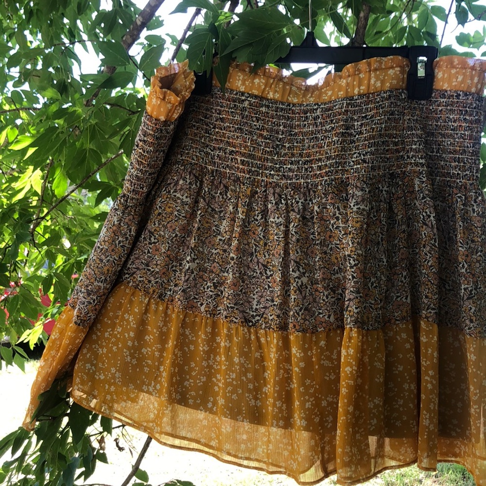 Banana Republic cute mini skirt xl